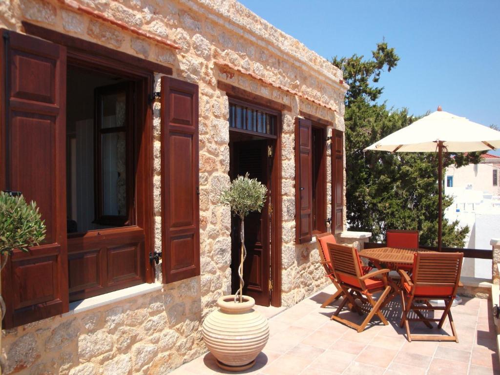 Bright Sun Villas Chalki Town Habitación foto